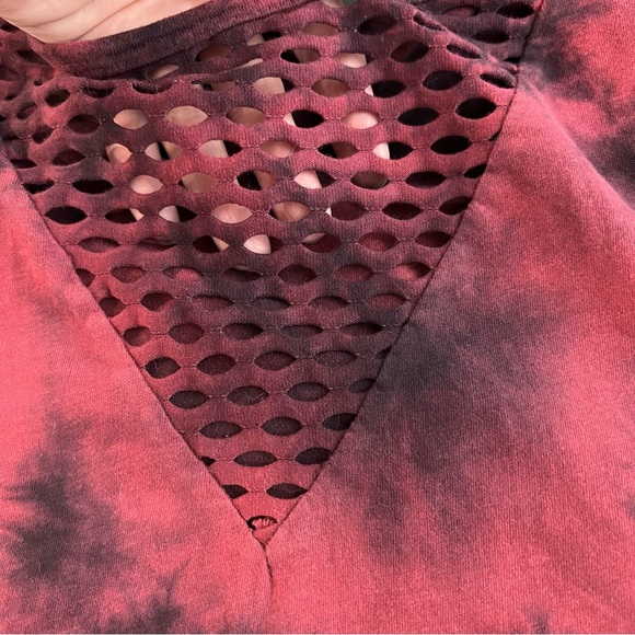 Hot Topic Tie Dye Cut Out Oversized Top - Picture 4 of 4